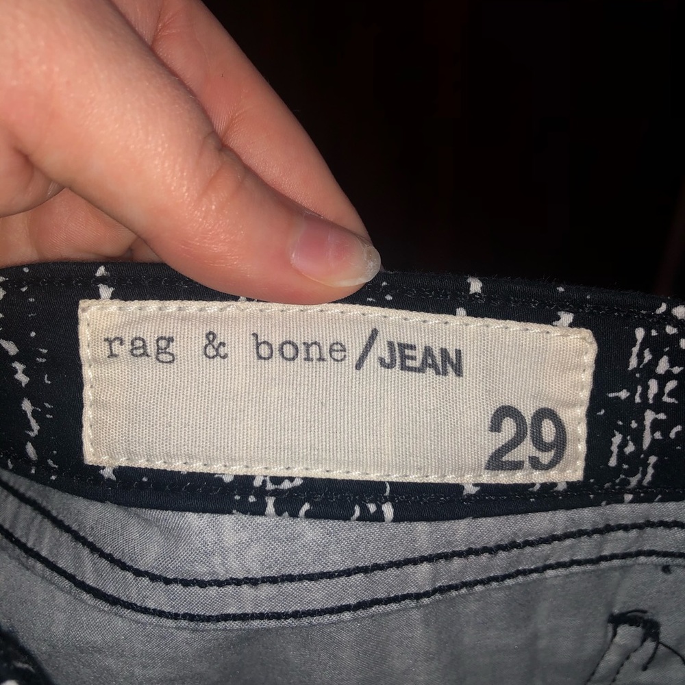 Jeans - Picture 2 of 2